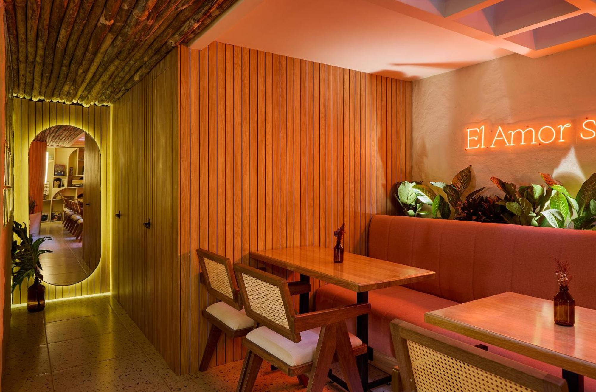 Sonata 44 Hotel Laureles Medellin Bagian luar foto